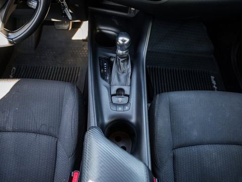 Used 2018 Toyota C-HR XLE image 24