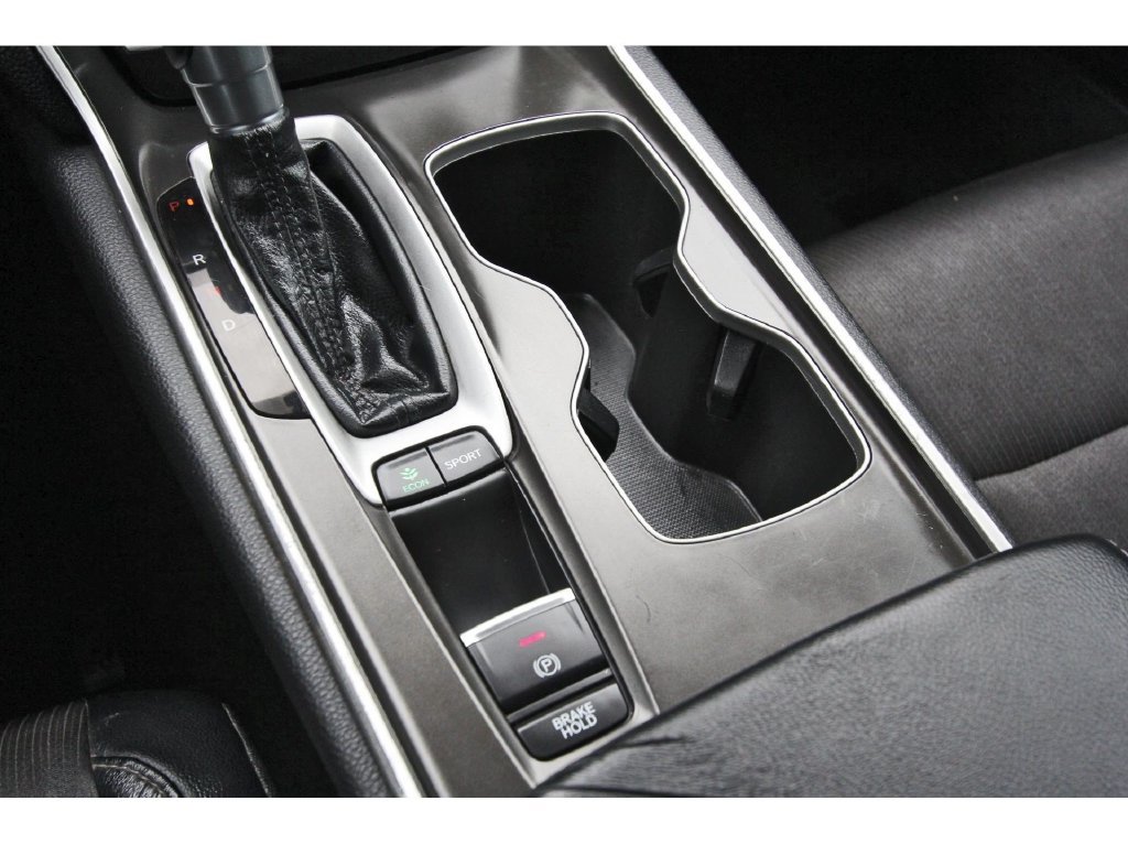Used 2018 Honda Accord Sport image 28