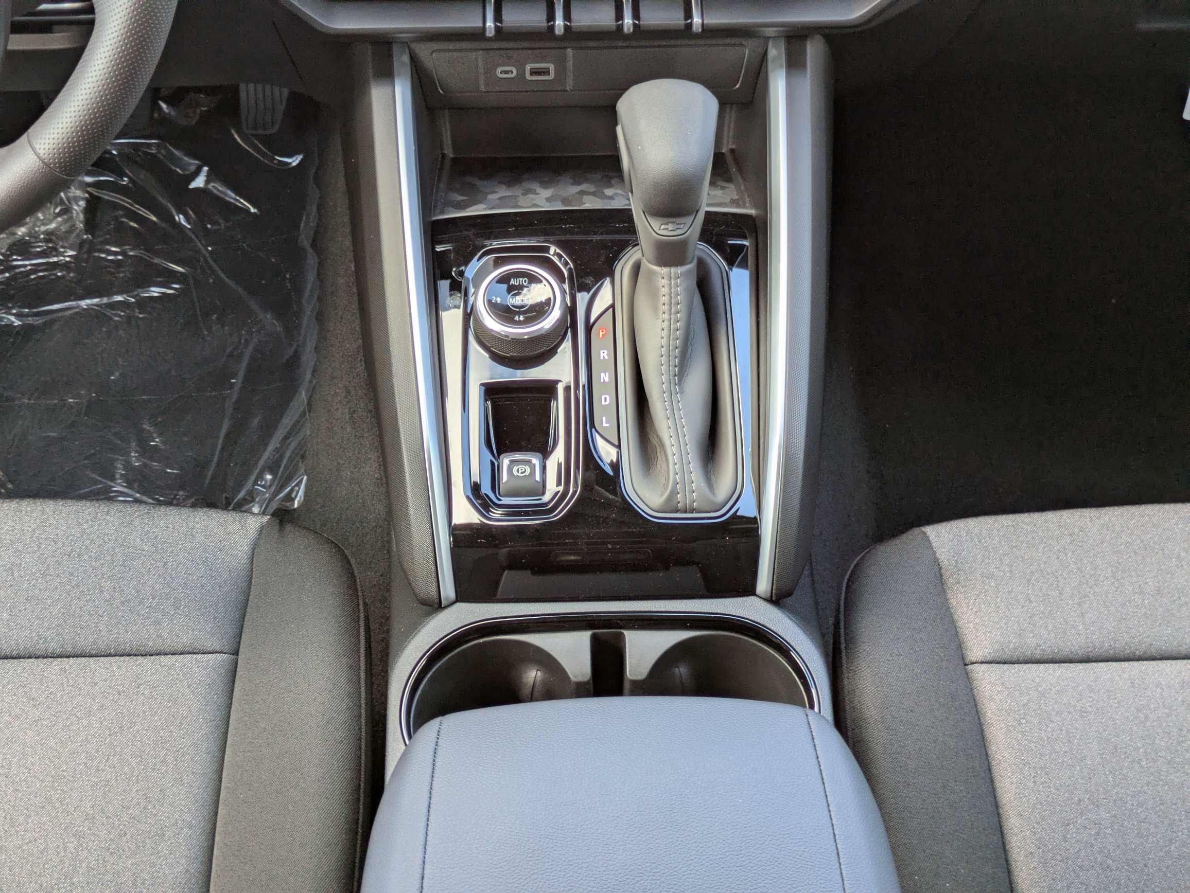 New 2026 Chevrolet Colorado Trail Boss AWD/4WD image 6