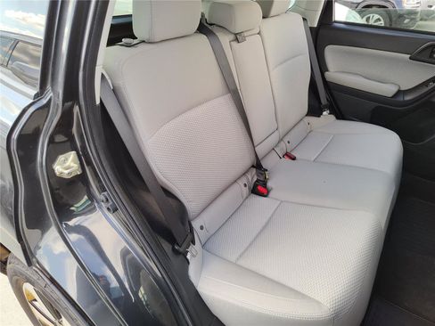 Used 2018 Subaru Forester 2.5i Premium image 24