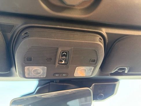 Used 2024 Ford Mustang Convertible RWD image 12