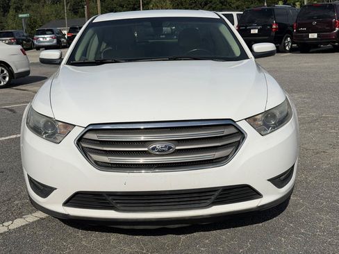 Used 2013 Ford Taurus SEL FWD image 3