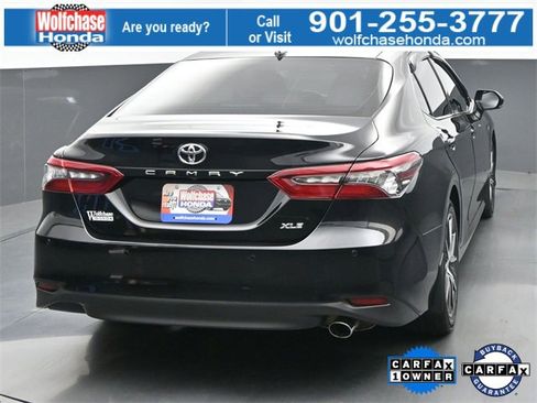 Used 2023 Toyota Camry XLE image 5
