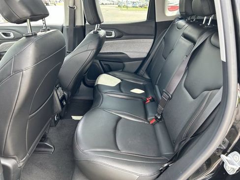 Used 2022 Jeep Compass Latitude w/ Sun and Sound Group AWD/4WD image 24