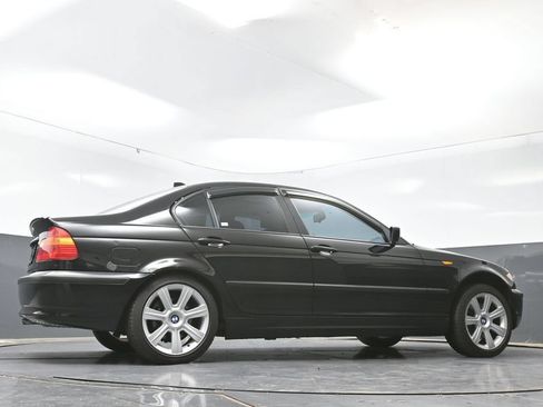 Used 2002 BMW 325i Sedan RWD image 44