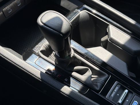 Used 2024 Honda Accord Sport image 24