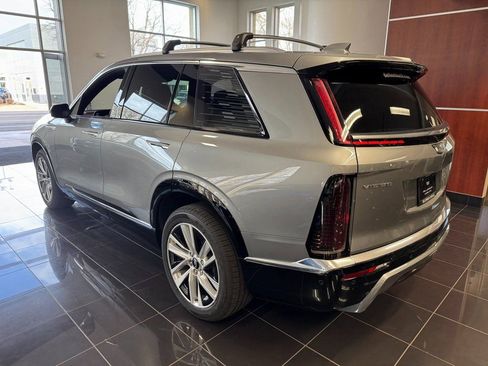 New 2026 Cadillac Vistiq Luxury AWD/4WD image 6
