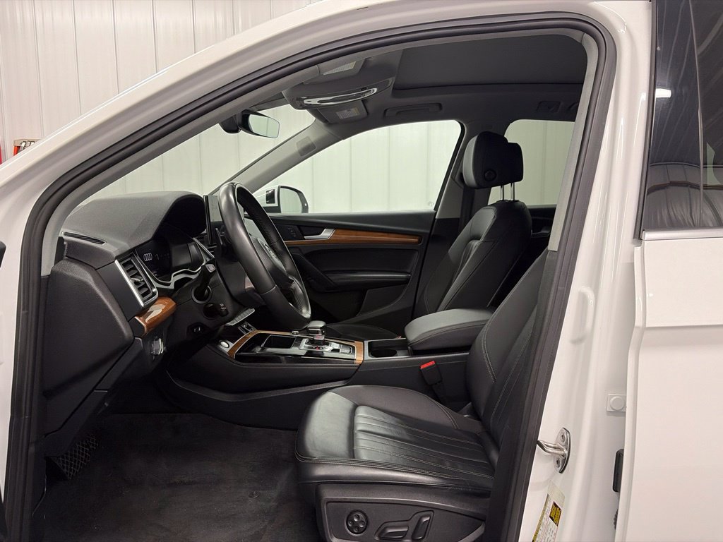 Used 2023 Audi Q5 2.0T Premium Plus AWD/4WD image 10