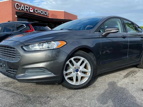 Used 2014 Ford Fusion SE FWD image 1