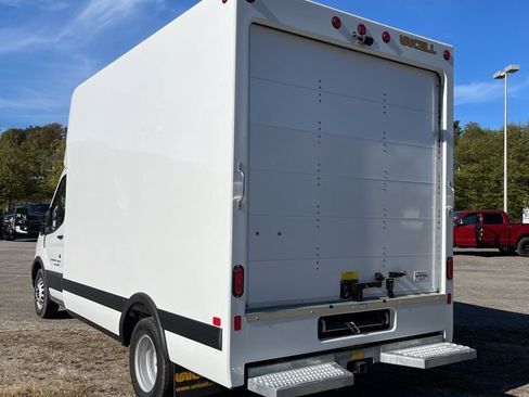 New 2025 Ford Transit 350 DRW AWD image 4