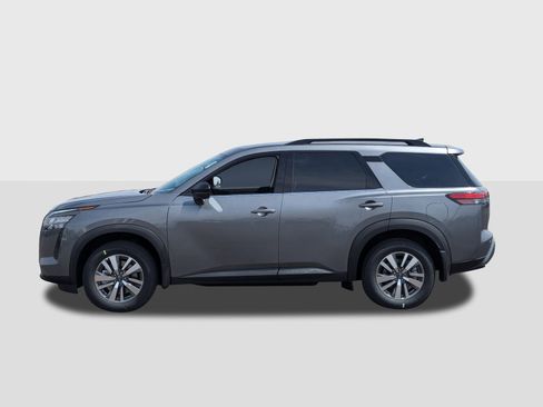 New 2026 Nissan Pathfinder SL FWD image 2