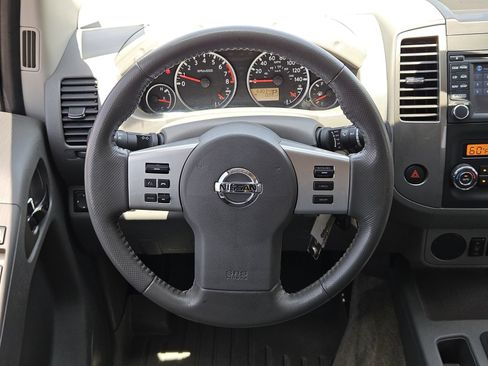 Used 2016 Nissan Frontier SL w/ Moonroof Package RWD image 24
