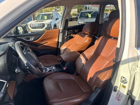 Used 2019 Subaru Forester Touring w/ Popular Package #3 image 12