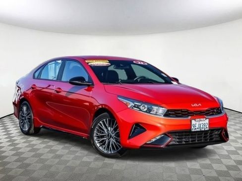 Certified 2023 Kia Forte GT-Line image 2