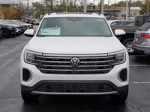 New 2026 Volkswagen Atlas SE image 5