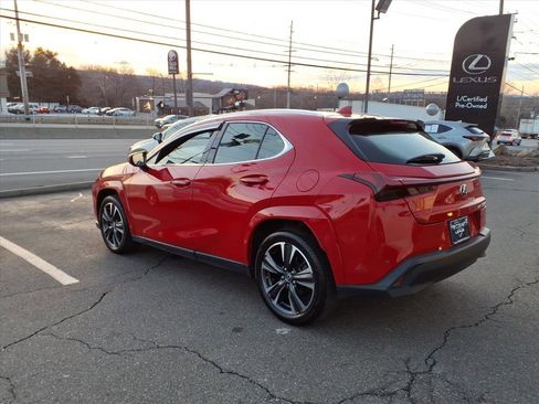 Used 2023 Lexus UX 250h AWD w/ Premium Package image 4