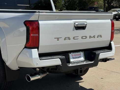 New 2026 Toyota Tacoma Limited AWD/4WD image 6