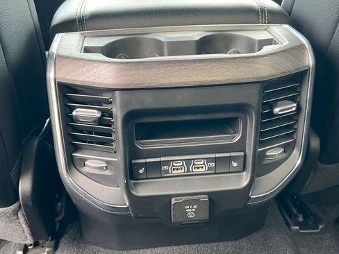 Used 2025 RAM 1500 Laramie w/ Sport Appearance Package AWD/4WD image 38