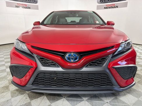 Used 2022 Toyota Camry SE w/ Audio Upgrade Package FWD image 9