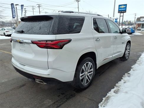 Used 2023 Chevrolet Traverse High Country w/ LPO, Floor Liner Package image 26