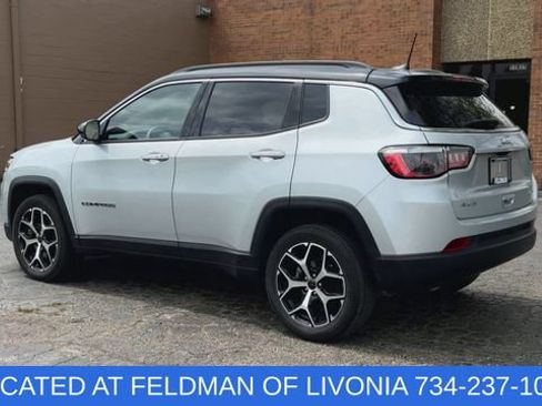 Used 2025 Jeep Compass Limited AWD/4WD image 6