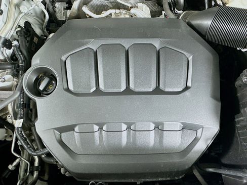 Used 2024 Volkswagen Atlas SE image 34