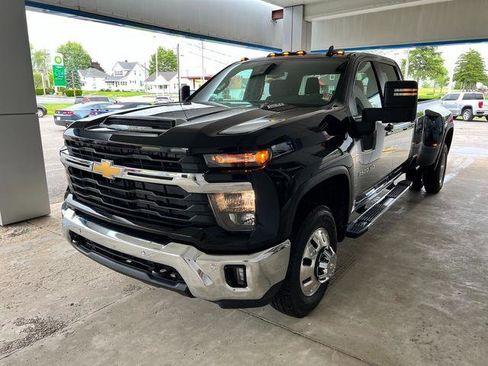 New 2025 Chevrolet Silverado 3500 LT w/ All Star Edition image 2