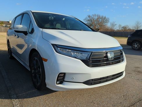 Certified 2022 Honda Odyssey Elite image 2