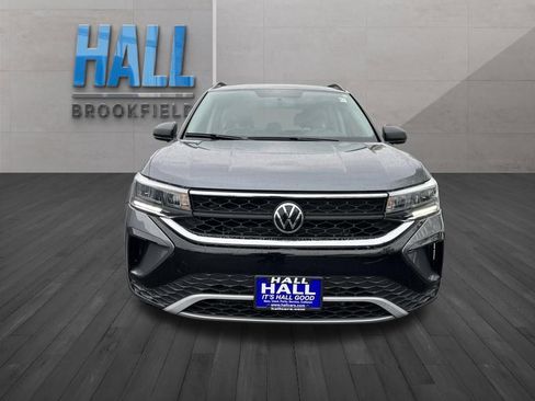 Certified 2022 Volkswagen Taos S FWD image 9