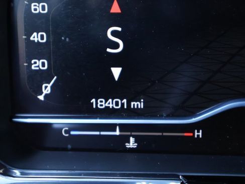 Certified 2024 GMC Sierra 1500 SLT w/ SLT Convenience Package image 23