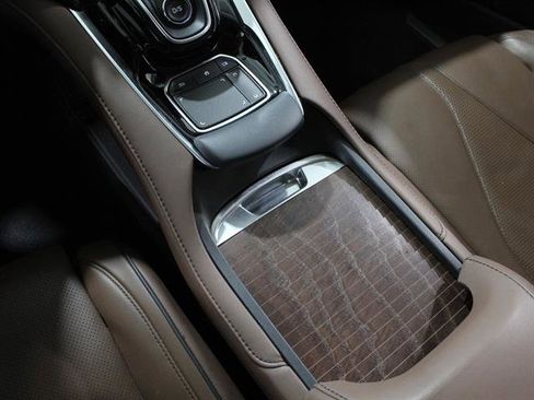 Used 2020 Acura RDX SH-AWD w/Advance image 16