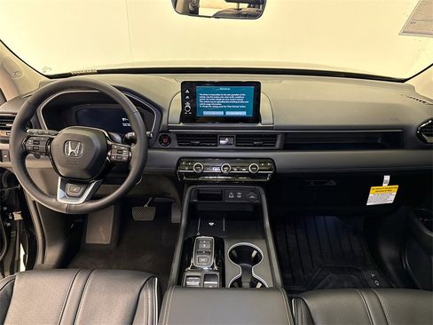 New 2025 Honda Pilot Elite image 15