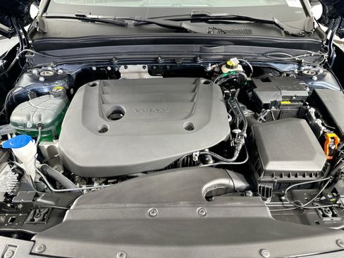 New 2026 Volvo XC40 B5 Ultra w/ Protection Package Premier image 30