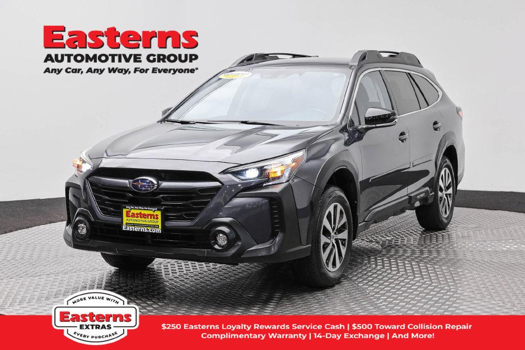 Used 2024 Subaru Outback Premium AWD/4WD image 1