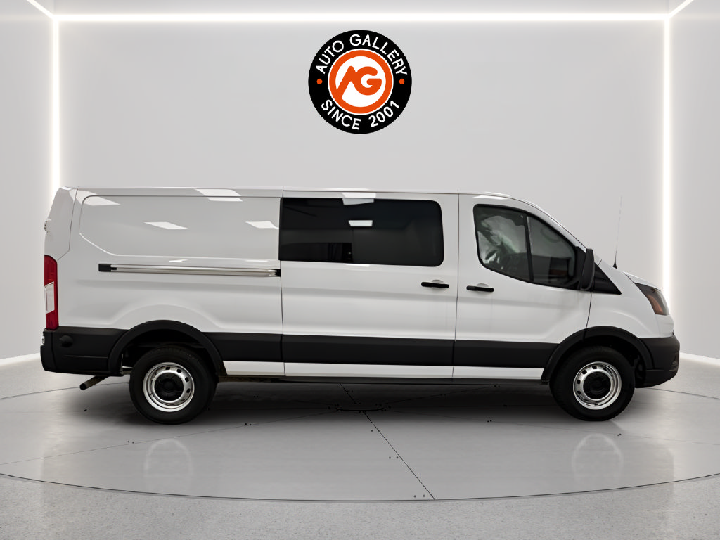 Used 2024 Ford Transit 150 Low Roof RWD image 17