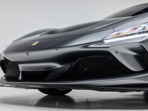 Used 2021 Ferrari F8 Tributo image 13