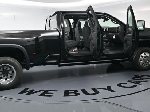 New 2026 Chevrolet Silverado 3500 LTZ w/ LTZ Plus Package image 27