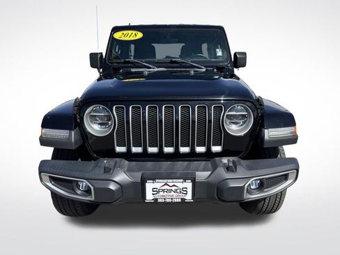 Used 2018 Jeep Wrangler Unlimited Sahara w/ Dual Top Group image 8