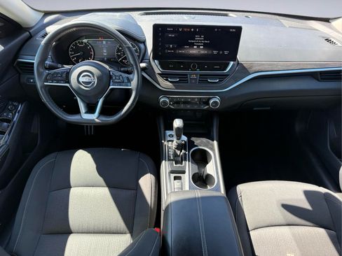 Used 2023 Nissan Altima 2.5 SV w/ SV Premium Package FWD image 20