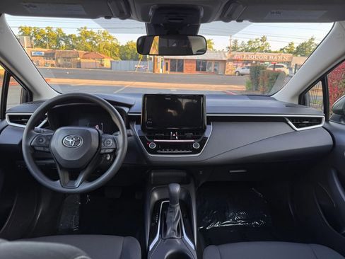 Used 2026 Toyota Corolla LE FWD image 19