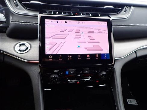 New 2025 Jeep Grand Cherokee Overland w/ Trailer Tow Package image 19