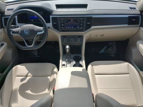 Certified 2023 Volkswagen Atlas SE FWD image 12