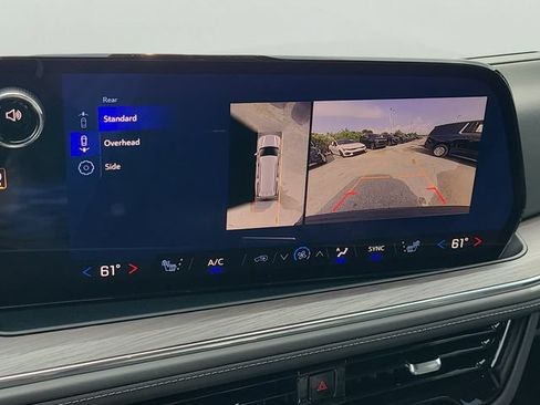 New 2026 Chevrolet Suburban LT w/ Comfort Package RWD image 31