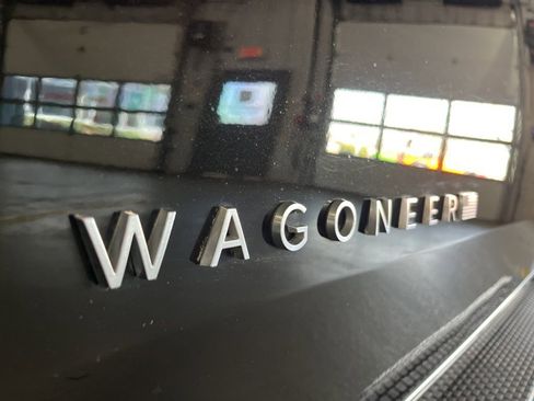 Used 2022 Jeep Wagoneer Series III image 12