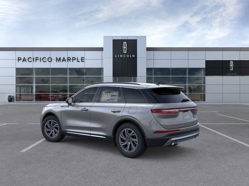 New 2026 Lincoln Corsair Premiere image 4