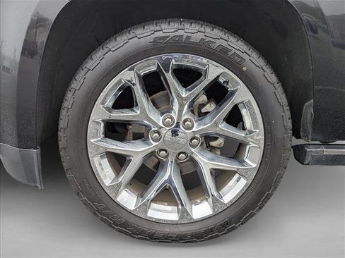 Used 2017 GMC Yukon XL Denali w/ Open Road Package image 9