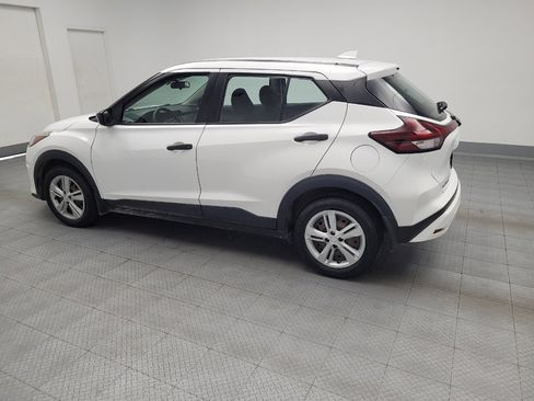 Used 2022 Nissan Kicks S FWD image 3
