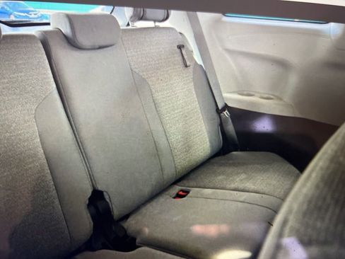 Used 2024 Toyota Sienna LE image 13