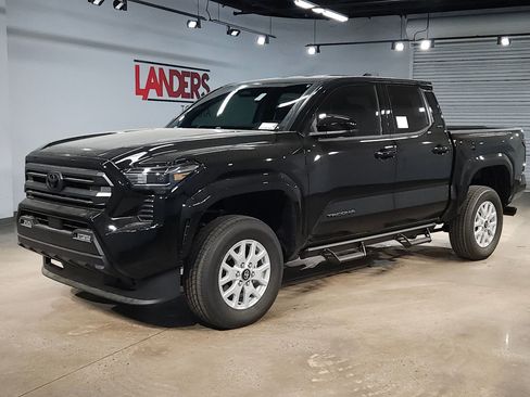 New 2026 Toyota Tacoma SR5 AWD/4WD image 3