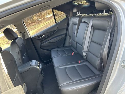 Used 2018 Chevrolet Equinox Premier image 38